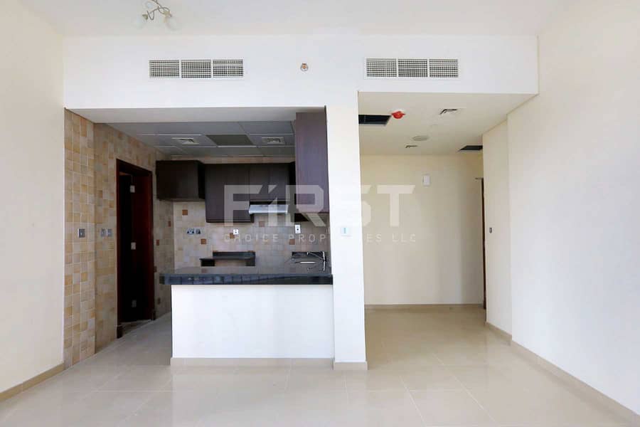 3 Internal Photo of Studio Apartment in Hydra Avenue City of Lights Al Reem Island Abu Dhabi UAE  (8). jpg