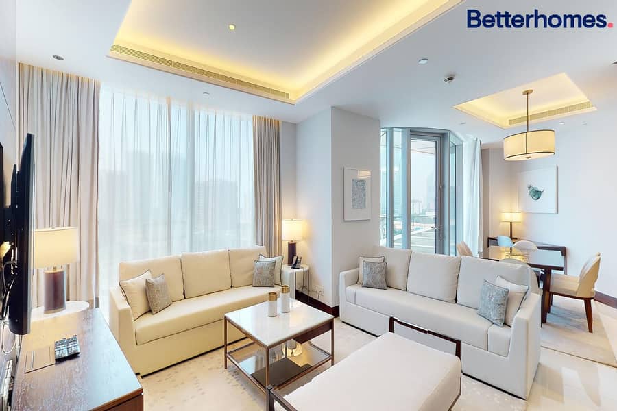 Corner Unit | Vacant | Branded Residence Corner Unit | Vacant | Branded Residence