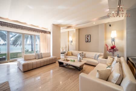 6 Bedroom Villa for Rent in Palm Jumeirah, Dubai - Upgraded | Vacant | Fully Furnished | End Unit