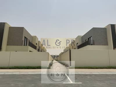 3 Bedroom Townhouse for Rent in Dubai South, Dubai - CLOSE TO POOL&PARK | READY TO MOVE | FAMILY HOUSE