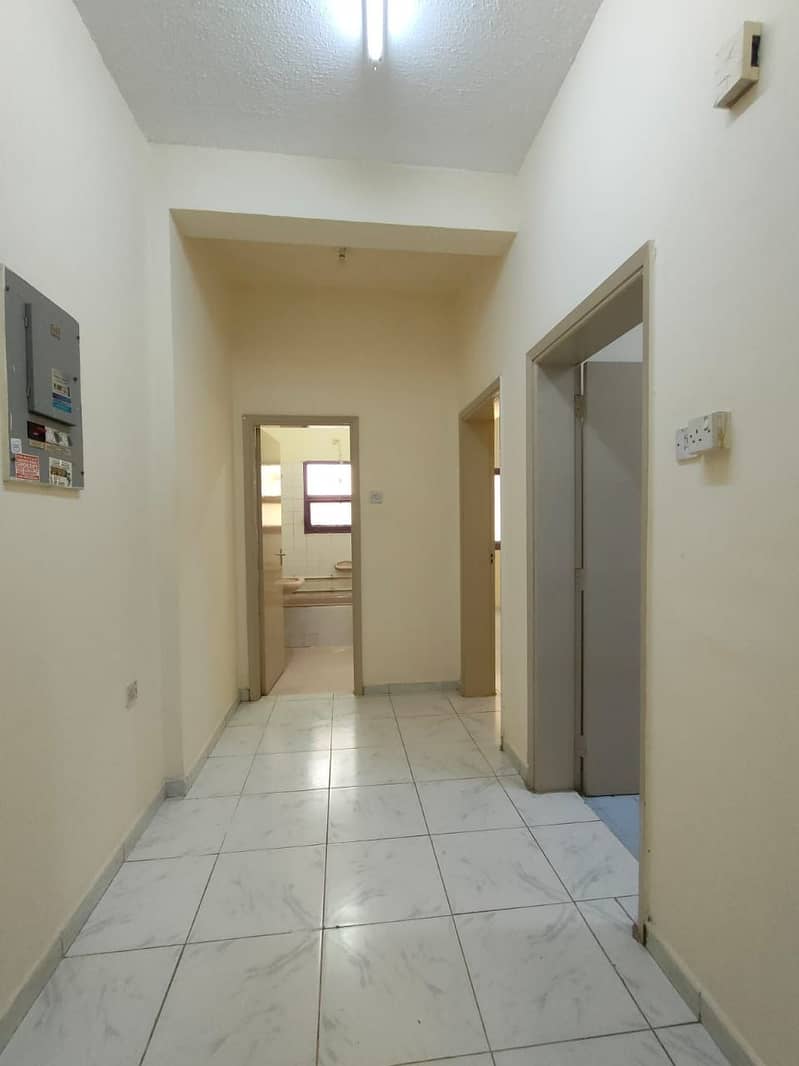 شقة في أبو شغارة 1 غرفة 16999 درهم - 7388469