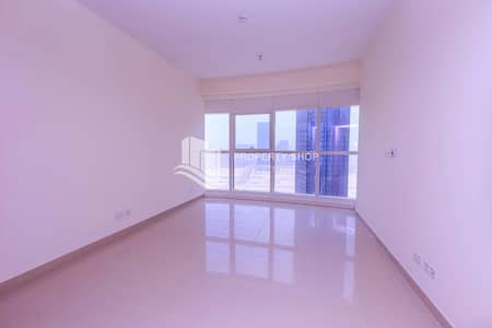 Studio for Sale in Al Reem Island, Abu Dhabi - studio-apartment-abu-dhabi-al-reem-island-city-of-lights-sigma-tower-2-living-dining. JPG