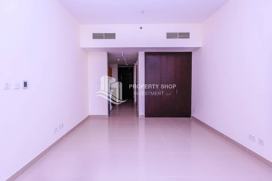 3 studio-apartment-abu-dhabi-al-reem-island-city-of-lights-sigma-tower-2-bed-area. JPG