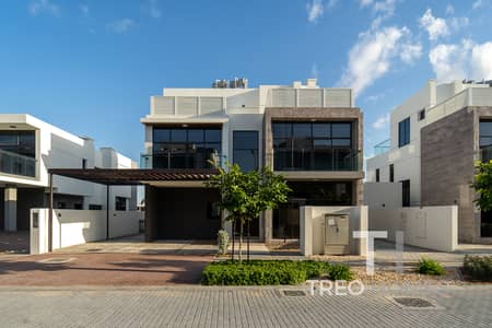 5 Bedroom Villa for Rent in DAMAC Hills, Dubai - Brand New | Golf Course View | Luxury