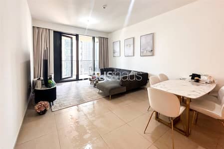 2 Bedroom Flat for Sale in Downtown Dubai, Dubai - Vacant | Huge Layout | Furnished | Prime Location