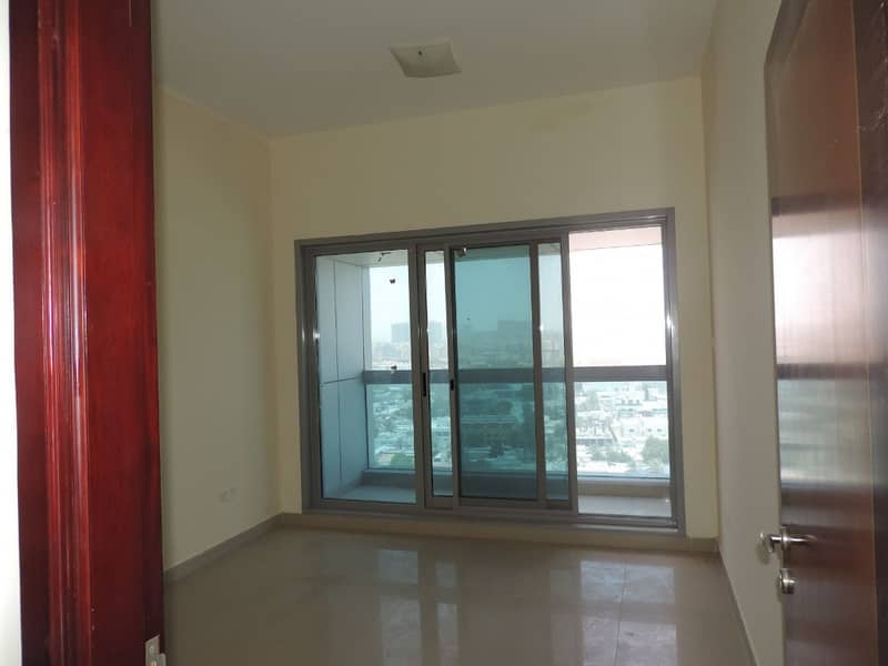 2bhk full sea view for sale corniche tower rented