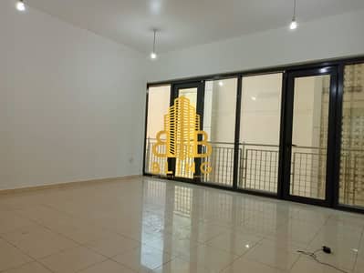 Elegant 2BHK With Balcony And Built-In Cupboards