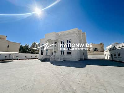 10 Bedroom Villa for Rent in Shakhbout City, Abu Dhabi - Ready To Move In | Perfect Villa| Best Location