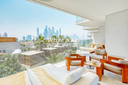 2 Bedroom Apartment for Sale in Palm Jumeirah, Dubai - Sea + Marina Views | Full 360 | Spacious