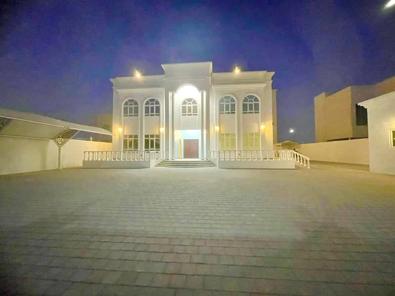 Stand Alone/SuperB - 5 Bedrooms, Majilis, Maid & Driver room in Shawamekh for only 200K