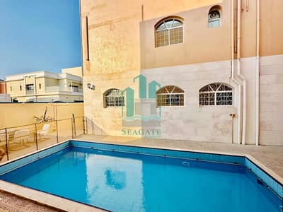 5 Bedroom Villa for Rent in Umm Suqeim, Dubai - pool. jpg