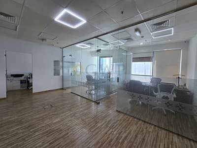 Office for Rent in Business Bay, Dubai - Bright , Beautiful Fitted office Ready to Move
