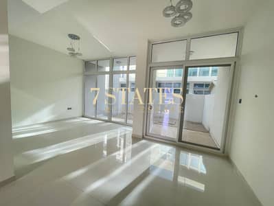 3 Bedroom Villa for Sale in DAMAC Hills 2 (Akoya by DAMAC), Dubai - WhatsApp Image 2022-04-21 at 16.53. 40. jpeg