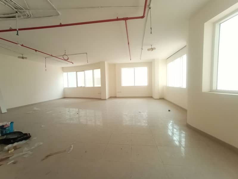 ATTRACTIVE ENTRANCE BIG OFFICE AVAILABLE IN JUST 34K