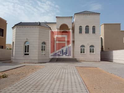 9 Bedroom Hall 9 Bedroom Hall