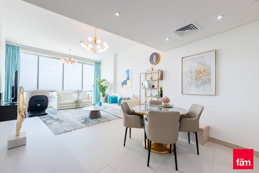 Fully Furnished | Upgraded | Exquisite Views