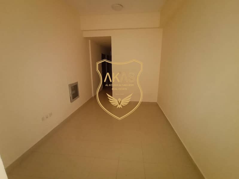 Квартира в Абу Шагара, 2 cпальни, 24000 AED - 8621706