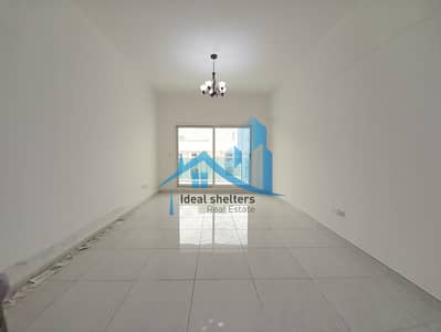 Stunning 1BHK  close kitchen with amenities,  balcony@40k