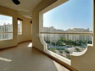 3 Bedroom Apartment for Rent in Palm Jumeirah, Dubai - Vacant Now | High Floor | Skyline Views