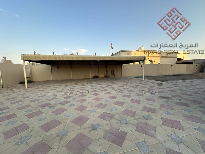 Luxury 5bedroom villa for rent in Al rehmaniya