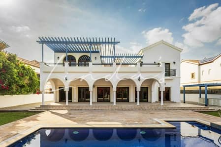 5 Bedroom Villa for Sale in The Villa, Dubai - Beautiful Fantastic plot |Internal courtyard