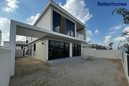 4 Bedroom Villa for Sale in Tilal Al Ghaf, Dubai - Extended Living Area | Single Row | Opposite Lagoon