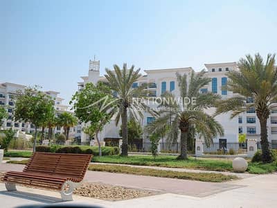 2 Bedroom Apartment for Sale in Yas Island, Abu Dhabi - Stunning Unit| Prime Location | Partial Sea View