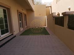 Fully Renovated Four Bedroom Villa With Pool In Umm Suqeim2