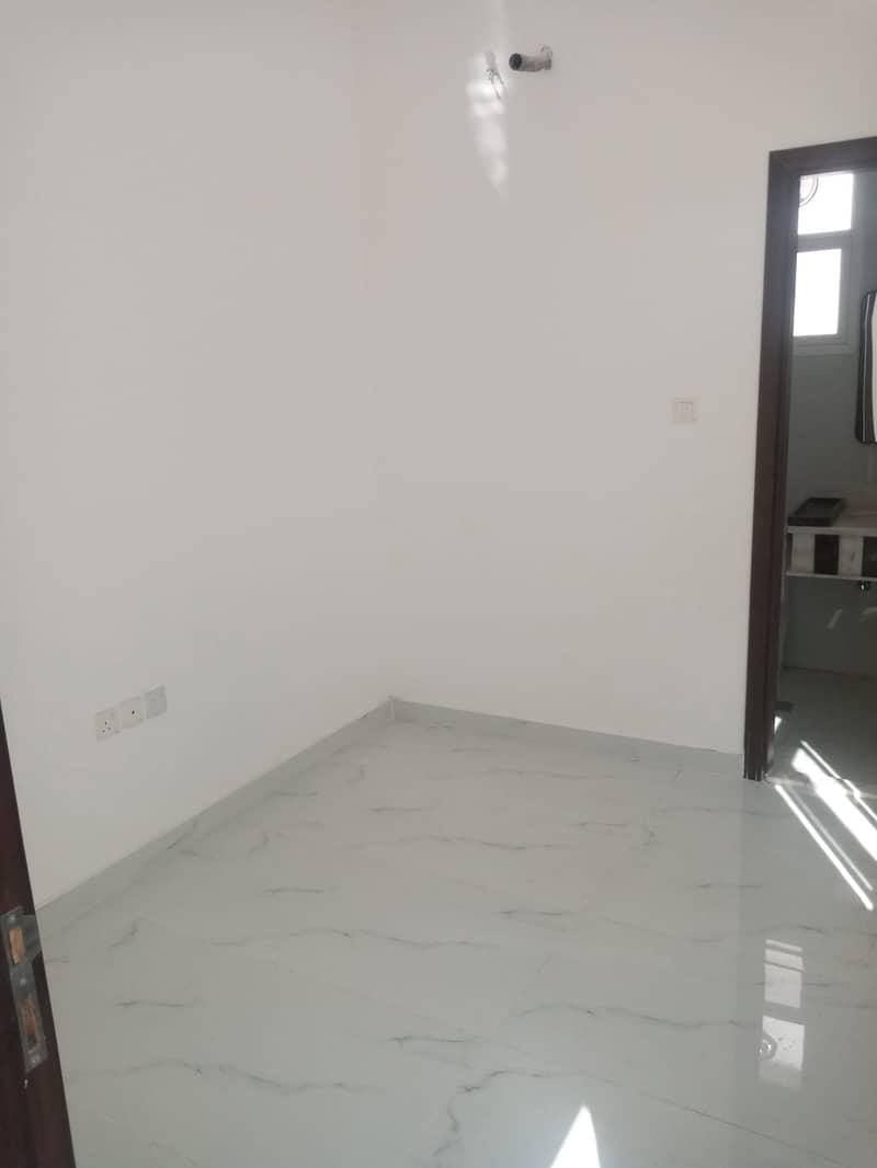 20 WhatsApp Image 2024-02-19 at 4.45. 02 PM. jpeg