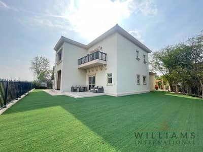 4 Bedroom Villa for Sale in Jumeirah Islands, Dubai - RENOVATION OPPORTUNITY | LAKE VIEW | VACANT ON TRANSFER