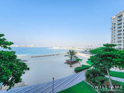 2 Bedroom Apartment for Sale in Palm Jumeirah, Dubai - UPGRADED | SEA VIEW | VACANT ON TRANSFER