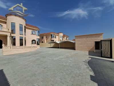 10 Bedroom Villa for Rent in Khalifa City, Abu Dhabi - Luxurious villa on full land for rent