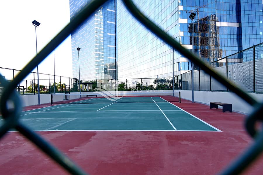 16 abu-dhabi-al-reem-island-shams-abu-dhabi-gate-towers-community-tennis-court. JPG