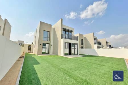 3 Bedroom Villa for Rent in Dubai South, Dubai - 3 Bedroom Villa | Massive Plot | Ready