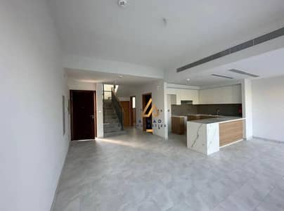 4 Bedroom Townhouse for Rent in Dubailand, Dubai - For Rent l Prime Location l Big Plot