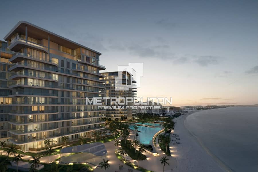 3BR Half Floor Penthouse | Panoramic Sea View