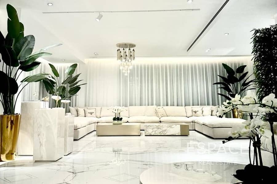 Breathtaking | Exquisite | Fully Furnished