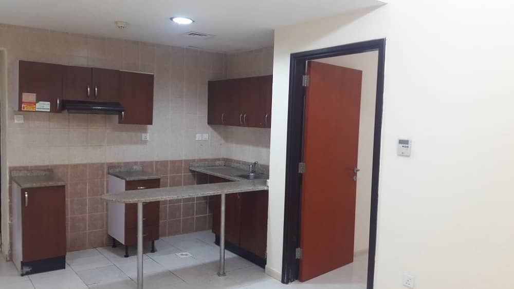 1 Bed/Hall AED 16,000 in Garden city Open Kitchen