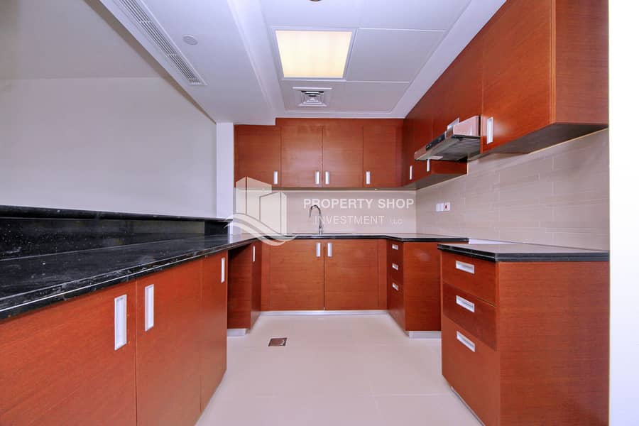 6 1-bedroom-apartment-al-reem-island-shams-abu-dhabi-gate-tower-2-kitchen-1. JPG