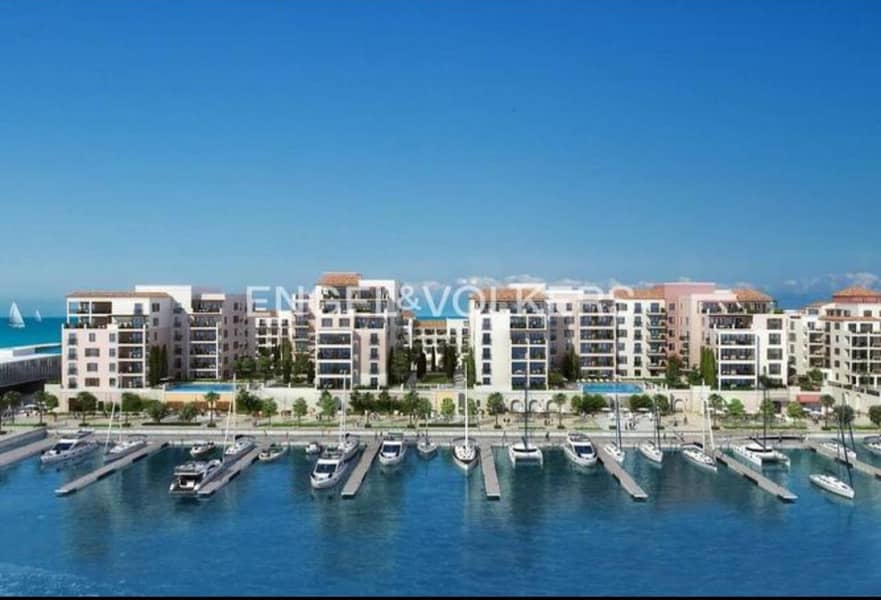 Fully sea view l luxury location l Spacious