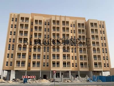 مبنى سكني 11 غرف نوم للبيع في مدينة دبي الصناعية، دبي - مبنى سكني في بناية بركة،مدينة دبي الصناعية 11 غرف 40000000 درهم - 6754598
