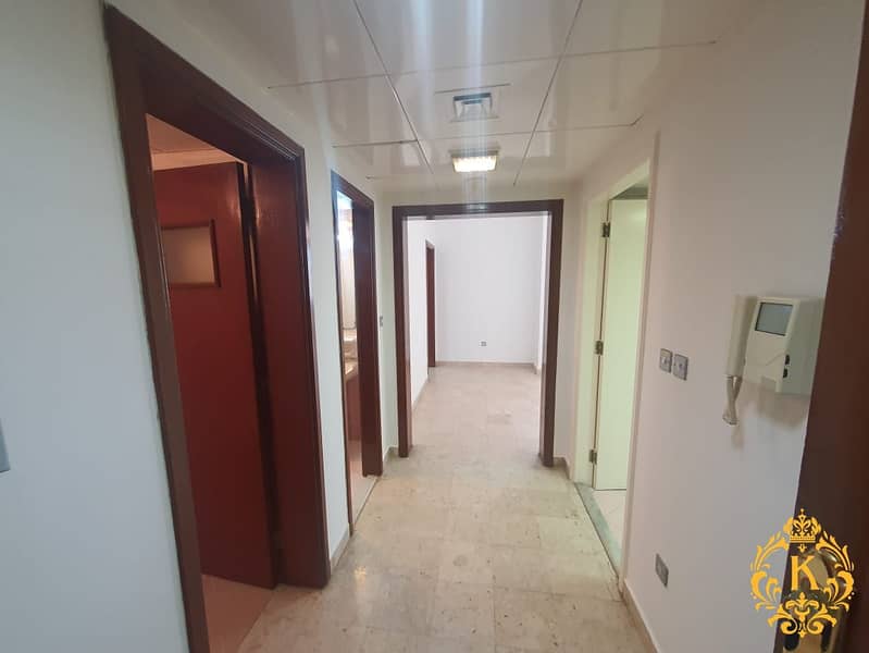 3bhk with maid room with gym at Hamdan street 66k 4 Payments