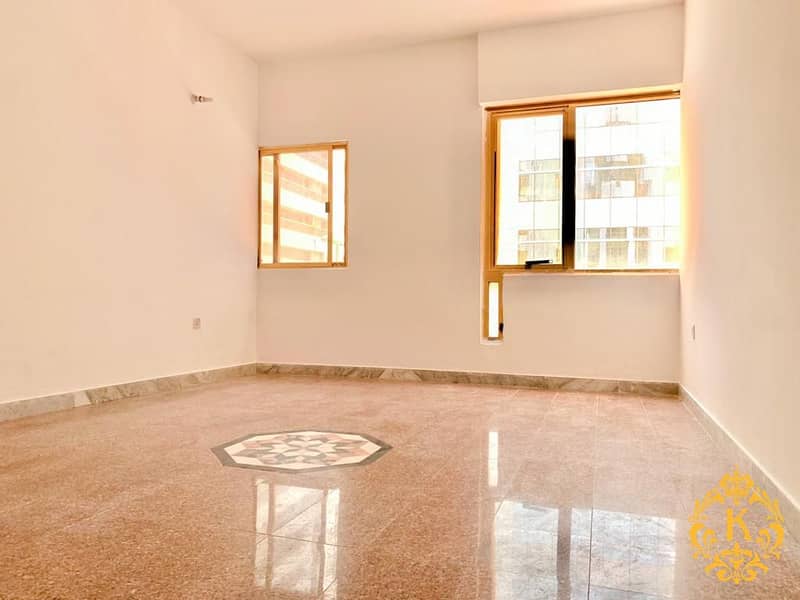 Spacious 1bhk apartment in Hamdan street 45k