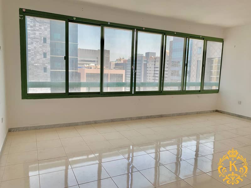 Spacious 2bhk with 2 washrooms in Hamdan street 55k Spacious 2bhk with 2 washrooms in Hamdan street 55k