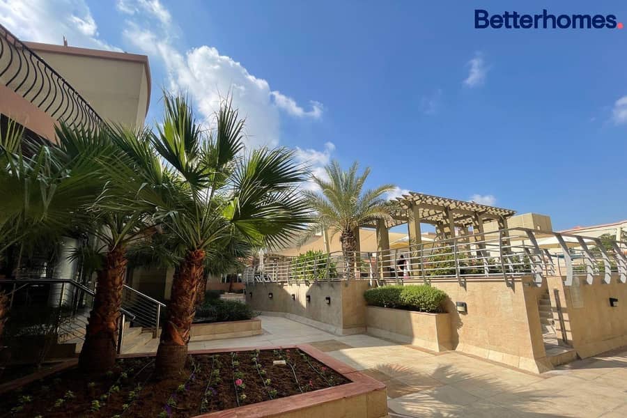 2BR | Well maintained | Vacant | Gym | Pool 2BR | Well maintained | Vacant | Gym | Pool