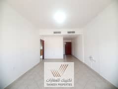 شقة في شارع السلام 3 غرف 68000 درهم - 8639279