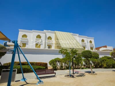 10 Bedroom Villa for Sale in Khalifa City, Abu Dhabi - Cozy Twin Villas| Indoor Pools| Private Amenities