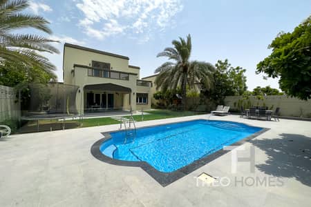 4 Bedroom Villa for Sale in Jumeirah Park, Dubai - Fully Upgraded | Vacant on Transfer | 4BR