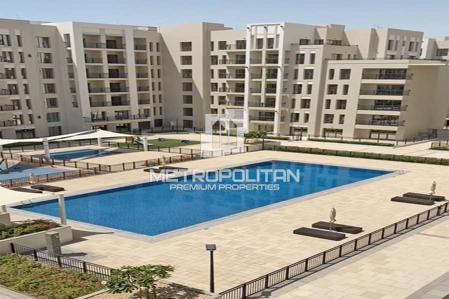 Pool View | Bright and Spacious | Modern Layout Pool View | Bright and Spacious | Modern Layout