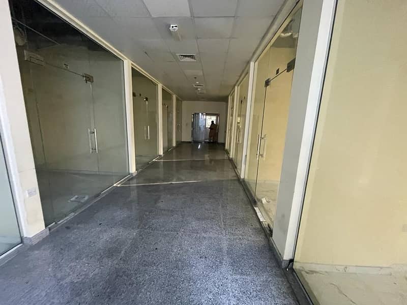 For bachlores, family sharing, company staff Close to the metro station onebhk +2bathrooms +balcony loundry room For bachlores, family sharing, company staff Close to the metro station onebhk +2bathrooms +balcony loundry room